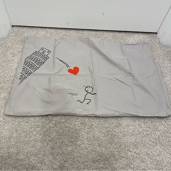 Bold Loft Leaning tower of Pisa couple pillow cases - Picture 3 of 7